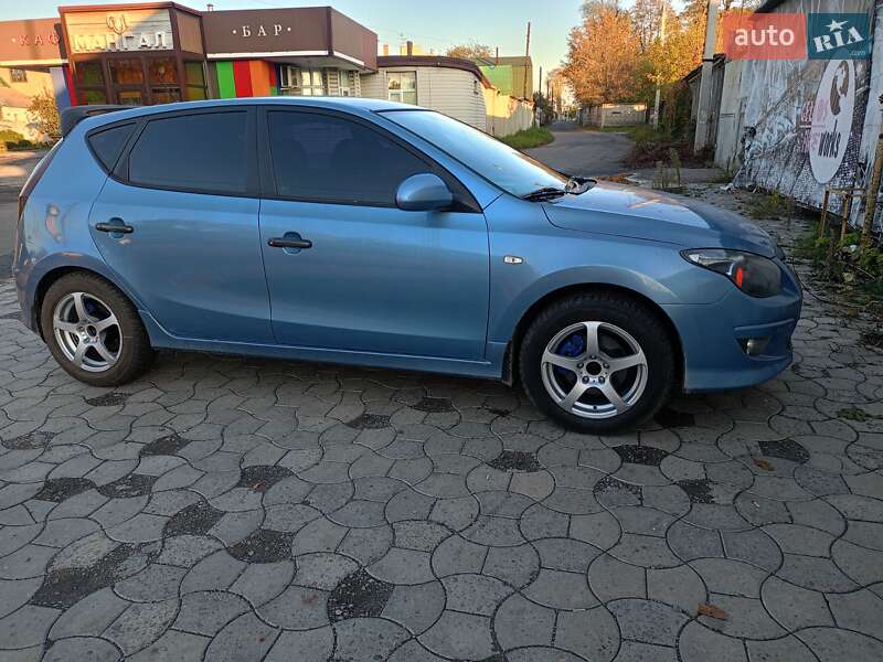 Хэтчбек Hyundai i30 2011 в Харькове