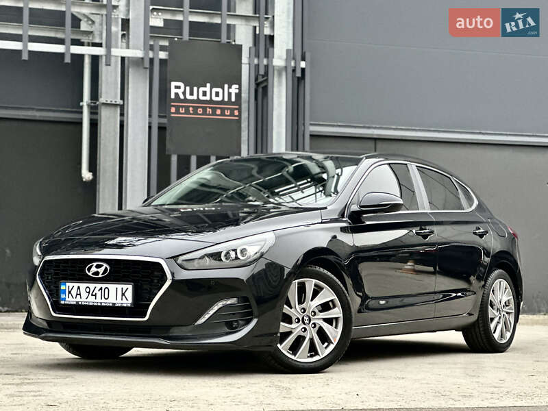Фастбек Hyundai i30 2019 в Києві фото 6 Фастбек Hyundai i30 2019 в Києві