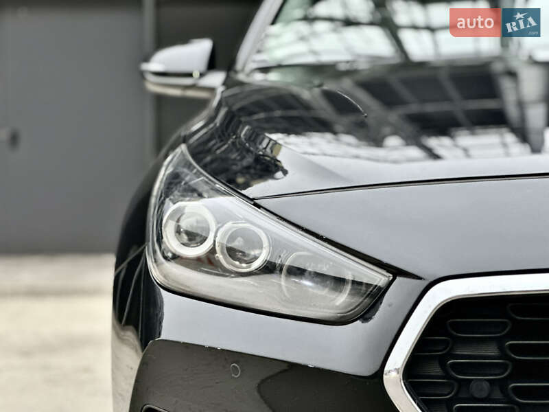 Фастбек Hyundai i30 2019 в Києві фото 12 Фастбек Hyundai i30 2019 в Києві