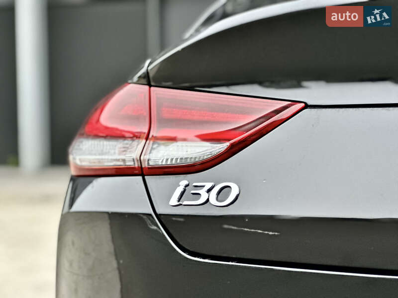 Фастбек Hyundai i30 2019 в Києві фото 19 Фастбек Hyundai i30 2019 в Києві