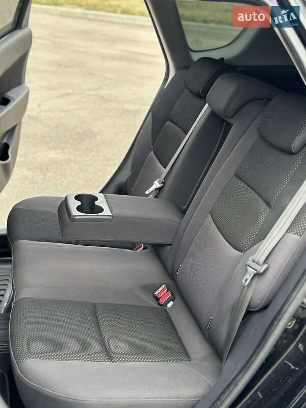 Универсал Hyundai i30 2011 в Николаеве фото 33 Универсал Hyundai i30 2011 в Николаеве