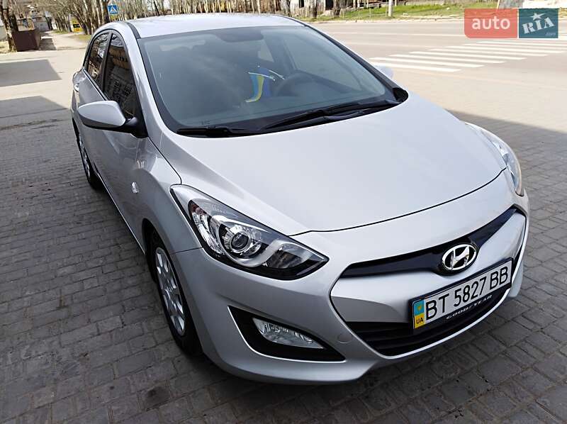Хэтчбек Hyundai i30 2013 в Киеве фото Хэтчбек Hyundai i30 2013 в Киеве