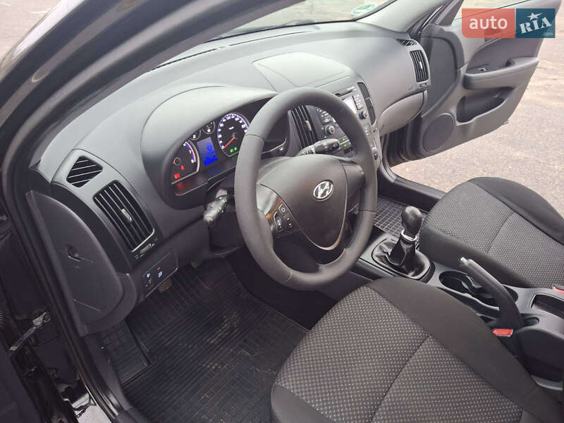 Универсал Hyundai i30 2012 в Харькове