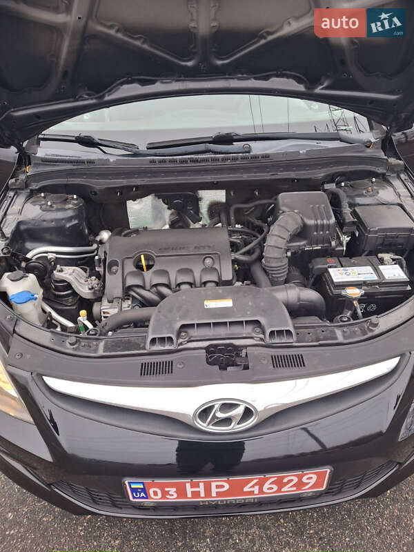 Универсал Hyundai i30 2012 в Харькове