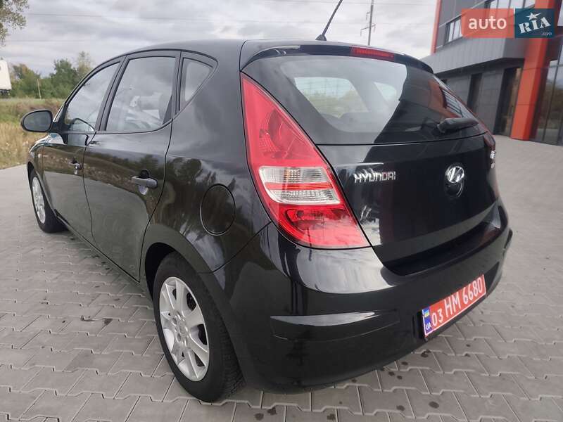 Хетчбек Hyundai i30 2009 в Ковелі