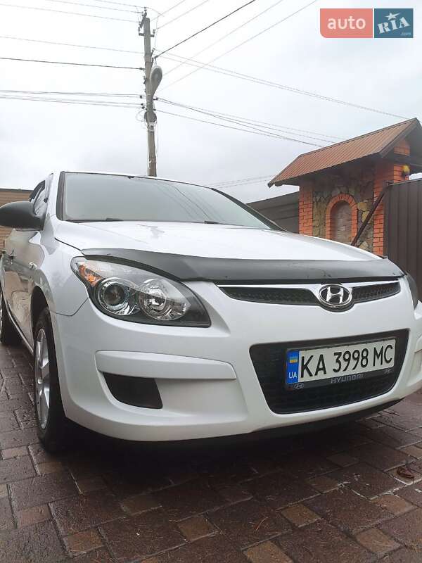 Хэтчбек Hyundai i30 2009 в Василькове фото 2 Хэтчбек Hyundai i30 2009 в Василькове