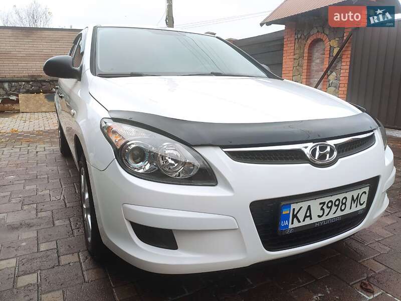Хэтчбек Hyundai i30 2009 в Василькове фото 10 Хэтчбек Hyundai i30 2009 в Василькове