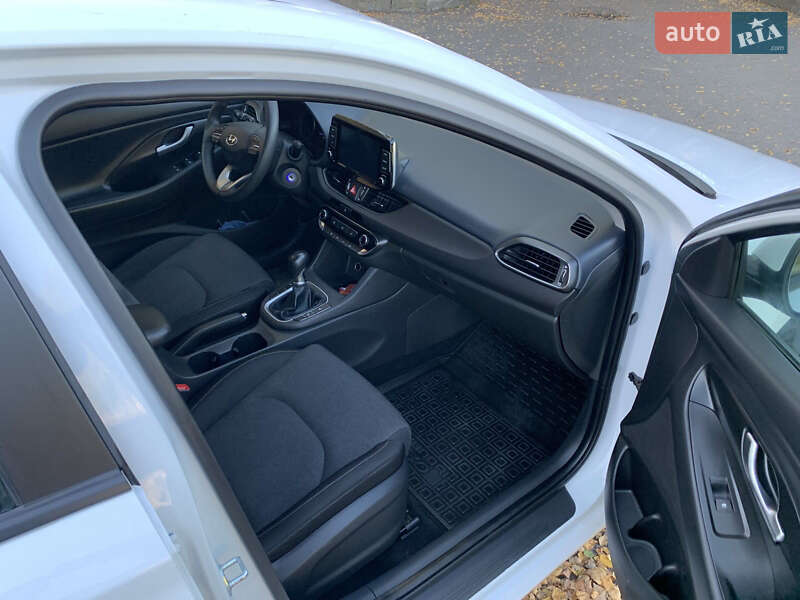 Хетчбек Hyundai i30 2020 в Вінниці фото 11 Хетчбек Hyundai i30 2020 в Вінниці