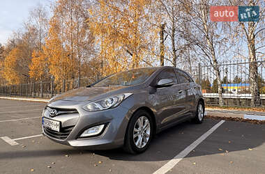 Хэтчбек Hyundai i30 2012 в Белогородке