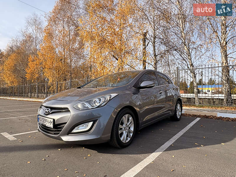 Хетчбек Hyundai i30 2012 в Білогородці