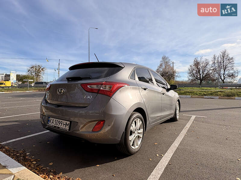 Хетчбек Hyundai i30 2012 в Білогородці