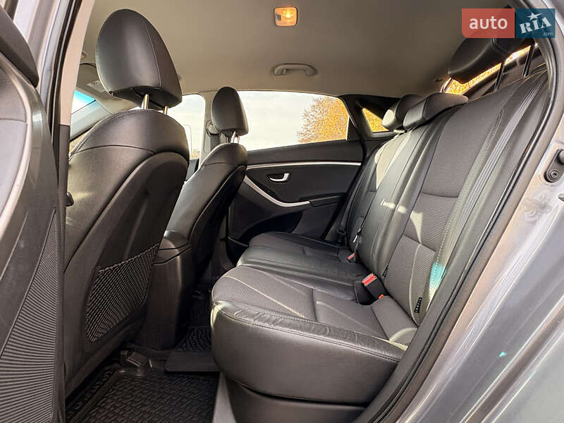 Хетчбек Hyundai i30 2012 в Білогородці