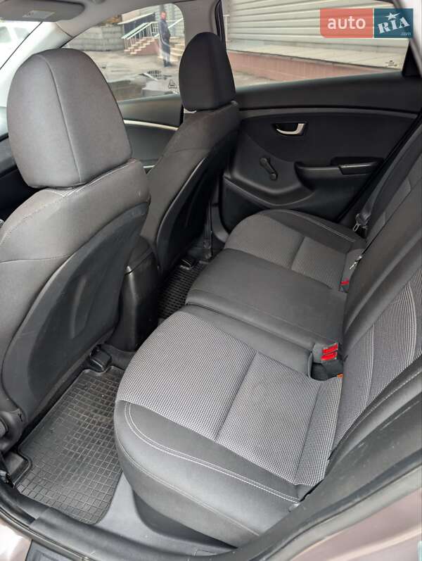 Хэтчбек Hyundai i30 2012 в Харькове фото 9 Хэтчбек Hyundai i30 2012 в Харькове