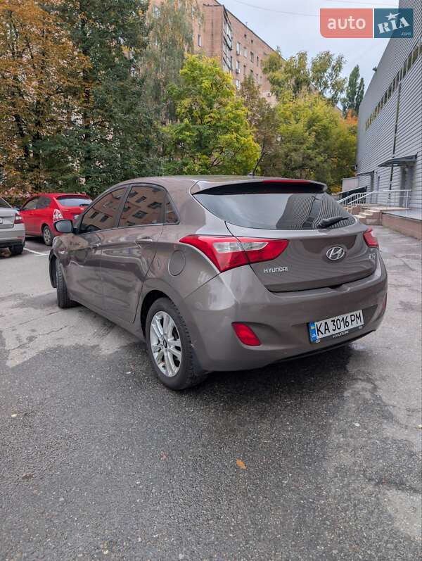 Хэтчбек Hyundai i30 2012 в Харькове фото 3 Хэтчбек Hyundai i30 2012 в Харькове