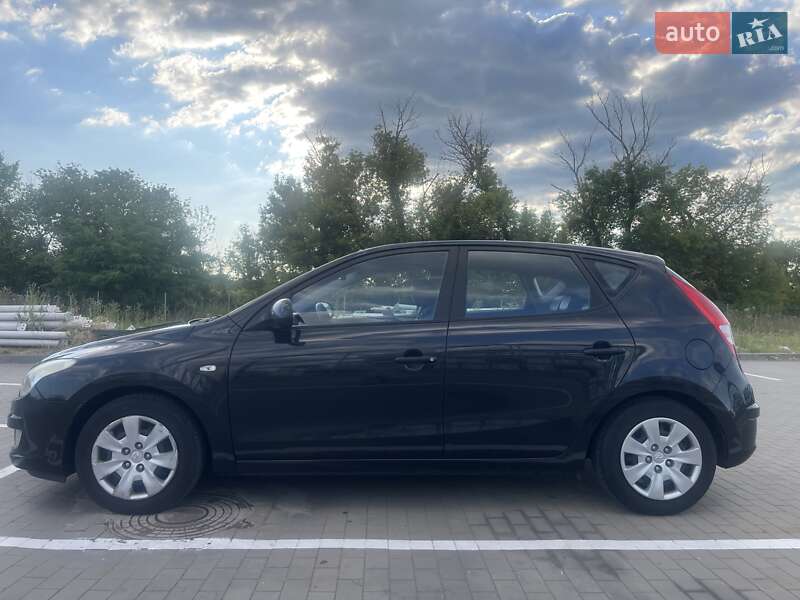 Хэтчбек Hyundai i30 2008 в Борисполе