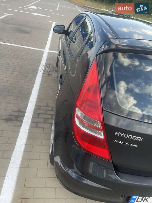 Хэтчбек Hyundai i30 2008 в Борисполе