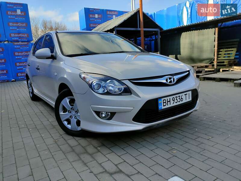 Hyundai i30 2011