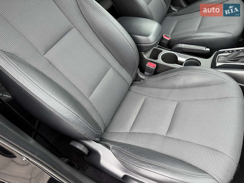 Універсал Hyundai i30 2012 в Луцьку фото 25 Універсал Hyundai i30 2012 в Луцьку