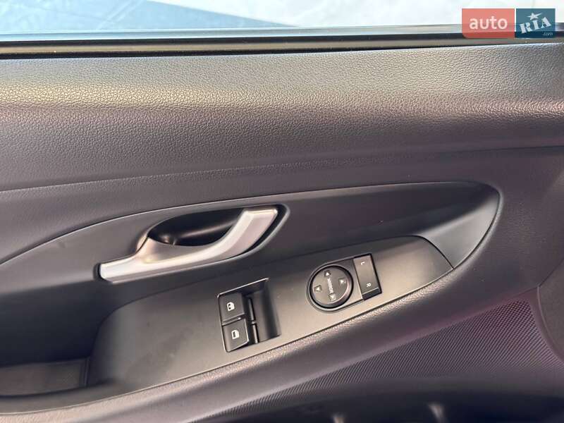 Универсал Hyundai i30 2019 в Львове