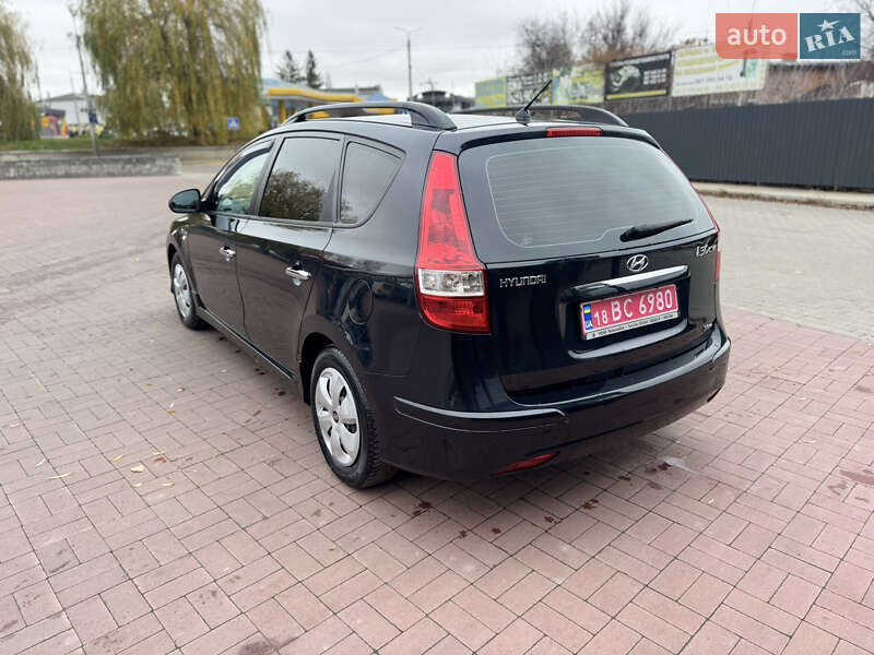 Універсал Hyundai i30 2010 в Рівному фото 6 Універсал Hyundai i30 2010 в Рівному