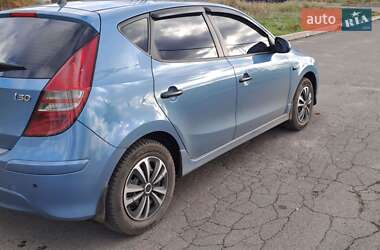 Хетчбек Hyundai i30 2010 в Кривому Розі