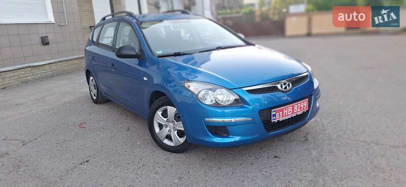 Универсал Hyundai i30 2010 в Нежине