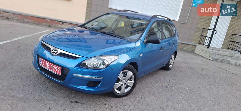 Универсал Hyundai i30 2010 в Нежине