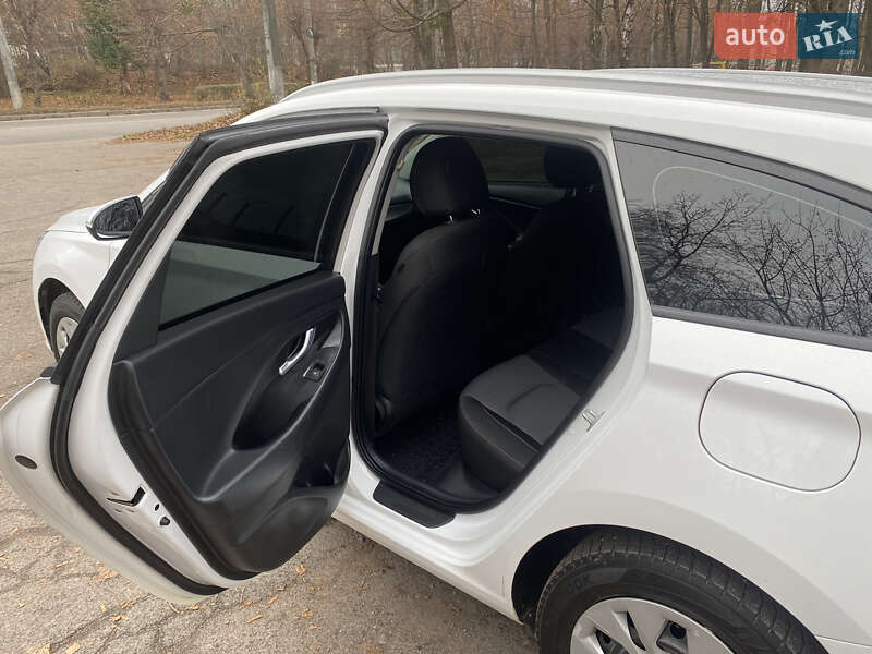 Универсал Hyundai i30 2017 в Виннице