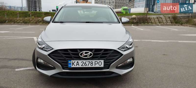 Хэтчбек Hyundai i30 2021 в Киеве