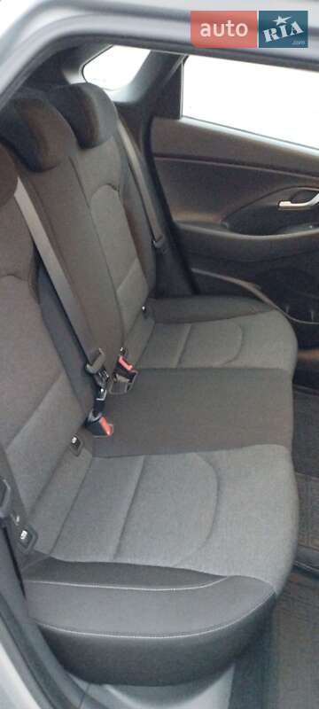 Хэтчбек Hyundai i30 2021 в Киеве