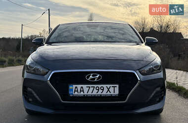 Фастбэк Hyundai i30 2018 в Киеве