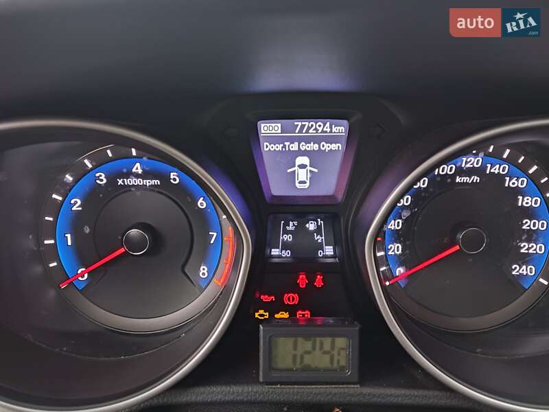 Хэтчбек Hyundai i30 2014 в Львове