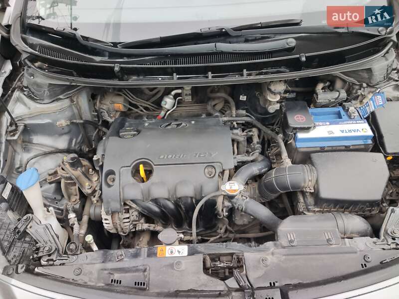 Хэтчбек Hyundai i30 2014 в Львове