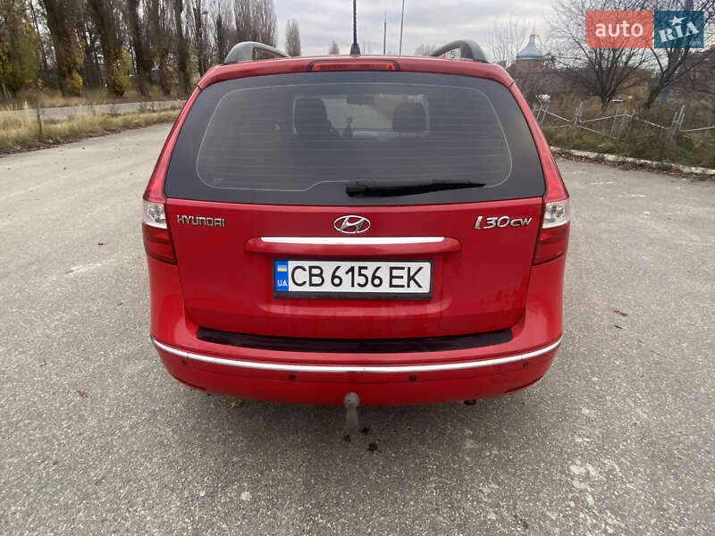 Универсал Hyundai i30 2009 в Чернигове