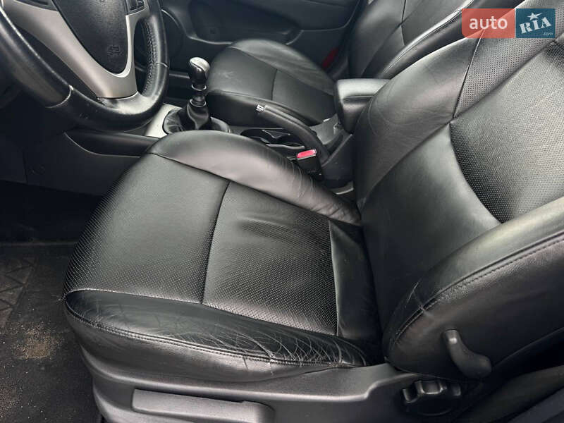Універсал Hyundai i30 2009 в Стрию фото 46 Універсал Hyundai i30 2009 в Стрию