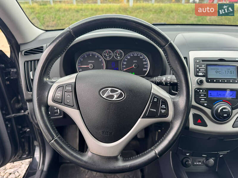 Універсал Hyundai i30 2009 в Стрию фото 50 Універсал Hyundai i30 2009 в Стрию