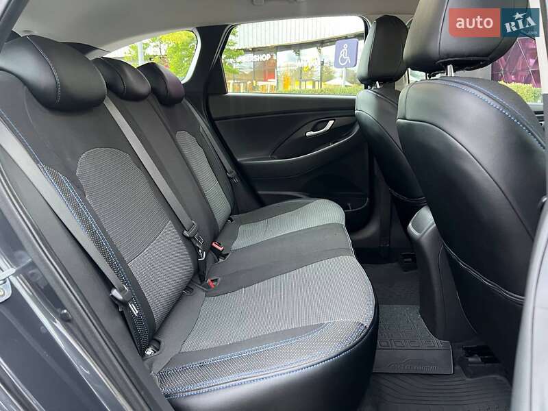 Универсал Hyundai i30 2020 в Киеве