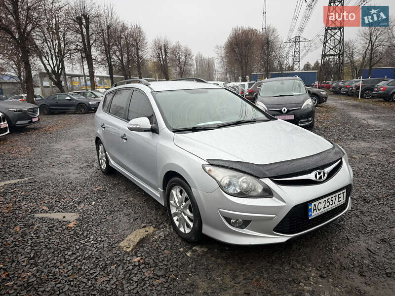Универсал Hyundai i30 2011 в Луцке фото 17 Универсал Hyundai i30 2011 в Луцке