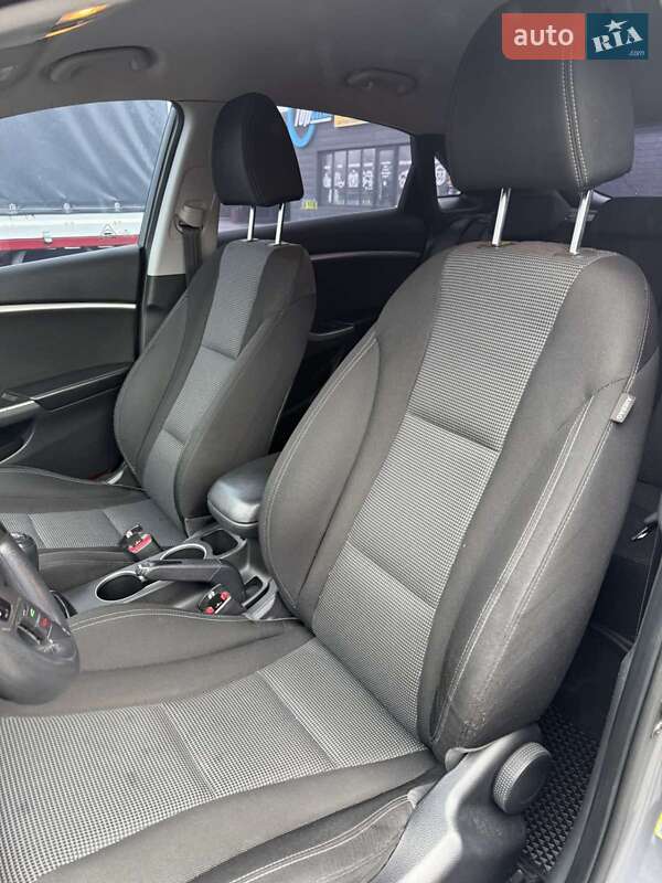 Хэтчбек Hyundai i30 2013 в Хмельницком фото 6 Хэтчбек Hyundai i30 2013 в Хмельницком