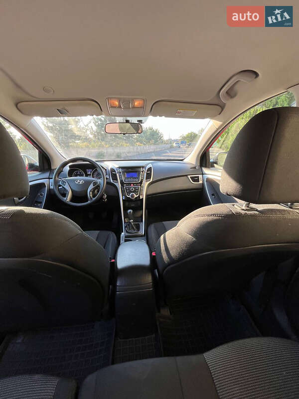 Универсал Hyundai i30 2013 в Одессе