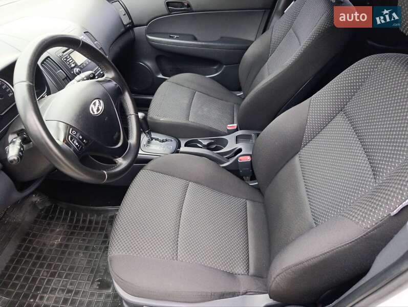 Хэтчбек Hyundai i30 2010 в Черкассах