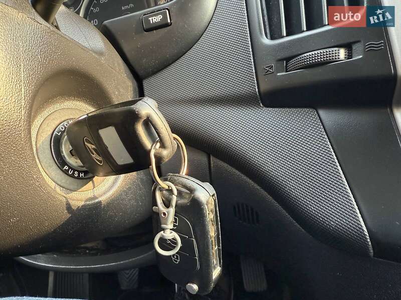 Универсал Hyundai i30 2010 в Кропивницком