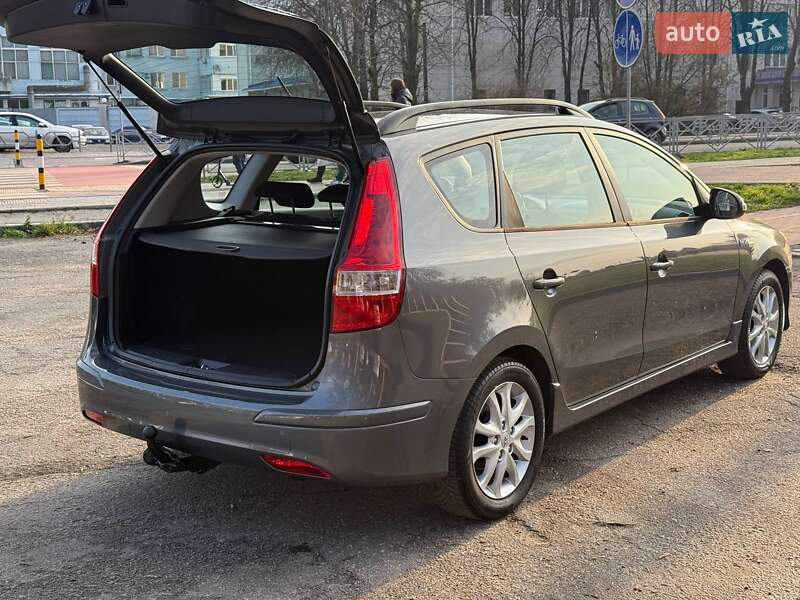 Универсал Hyundai i30 2010 в Кропивницком