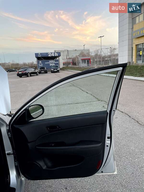 Хэтчбек Hyundai i30 2011 в Запорожье
