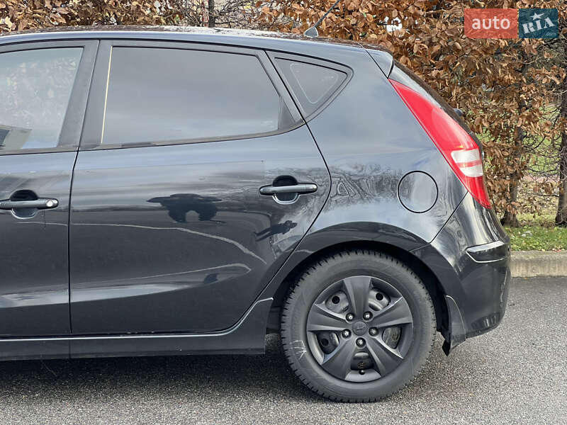 Хетчбек Hyundai i30 2011 в Києві