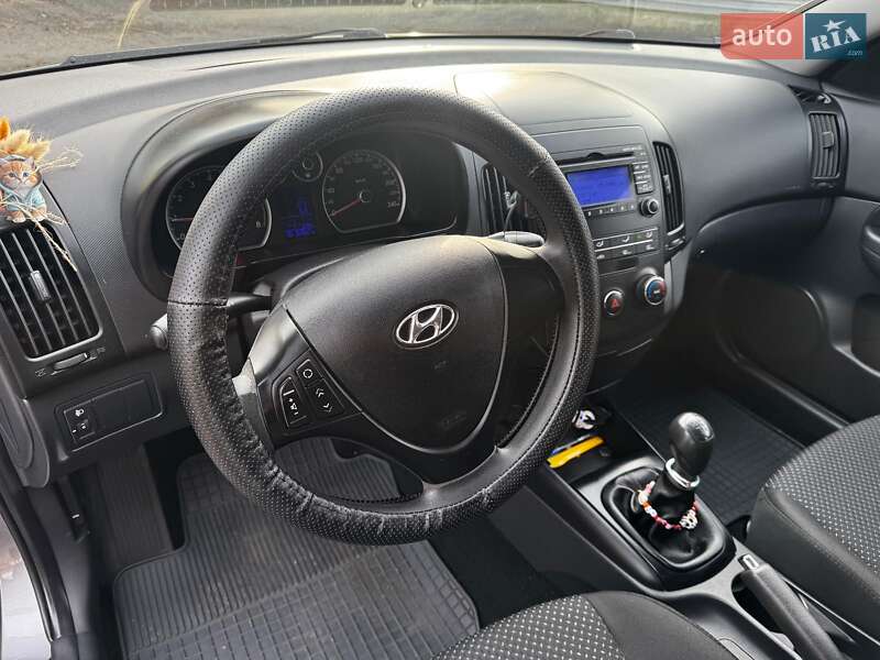 Хетчбек Hyundai i30 2011 в Харкові фото 20 Хетчбек Hyundai i30 2011 в Харкові