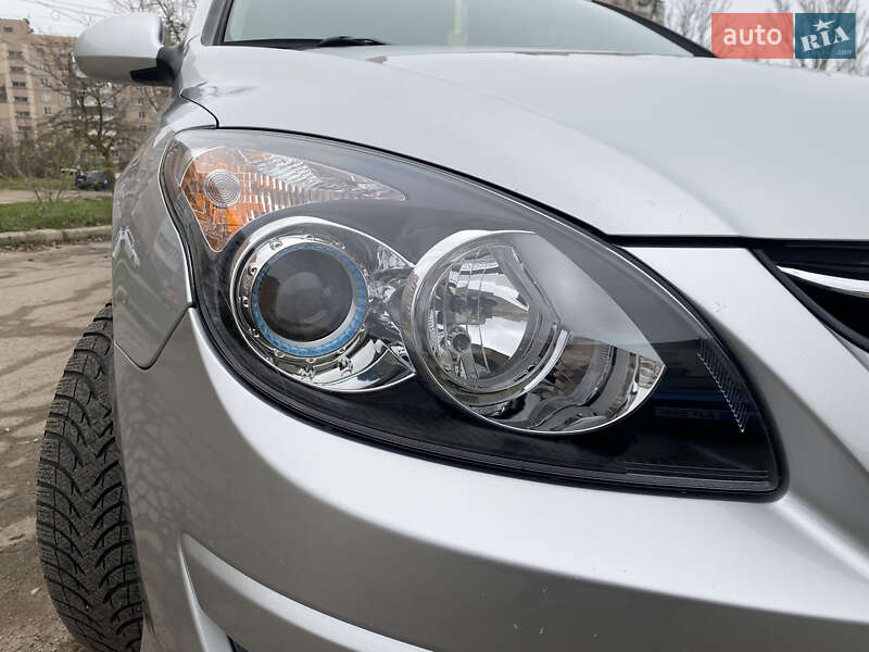 Універсал Hyundai i30 2012 в Запоріжжі