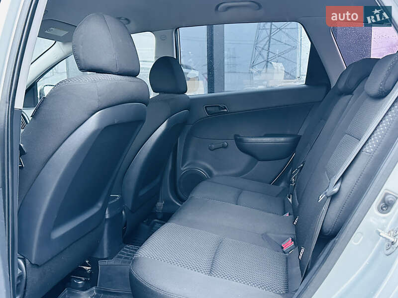 Універсал Hyundai i30 2010 в Харкові фото 18 Універсал Hyundai i30 2010 в Харкові