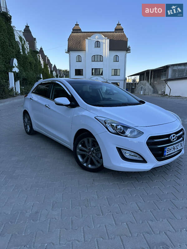 Хетчбек Hyundai i30 2015 в Одесі
