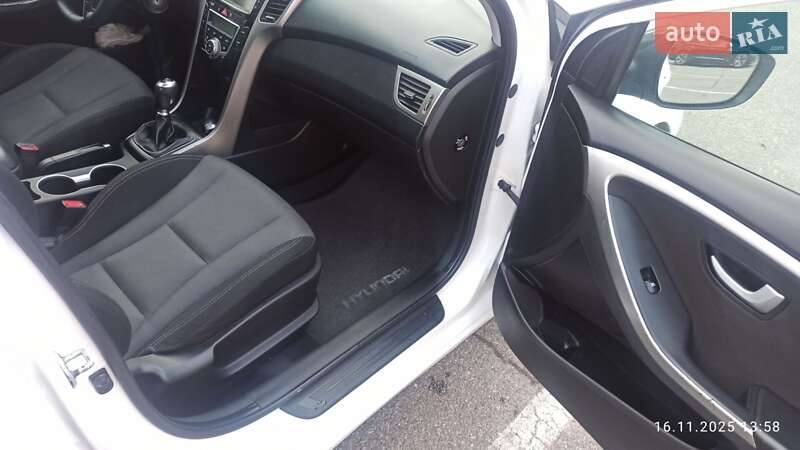 Универсал Hyundai i30 2014 в Броварах